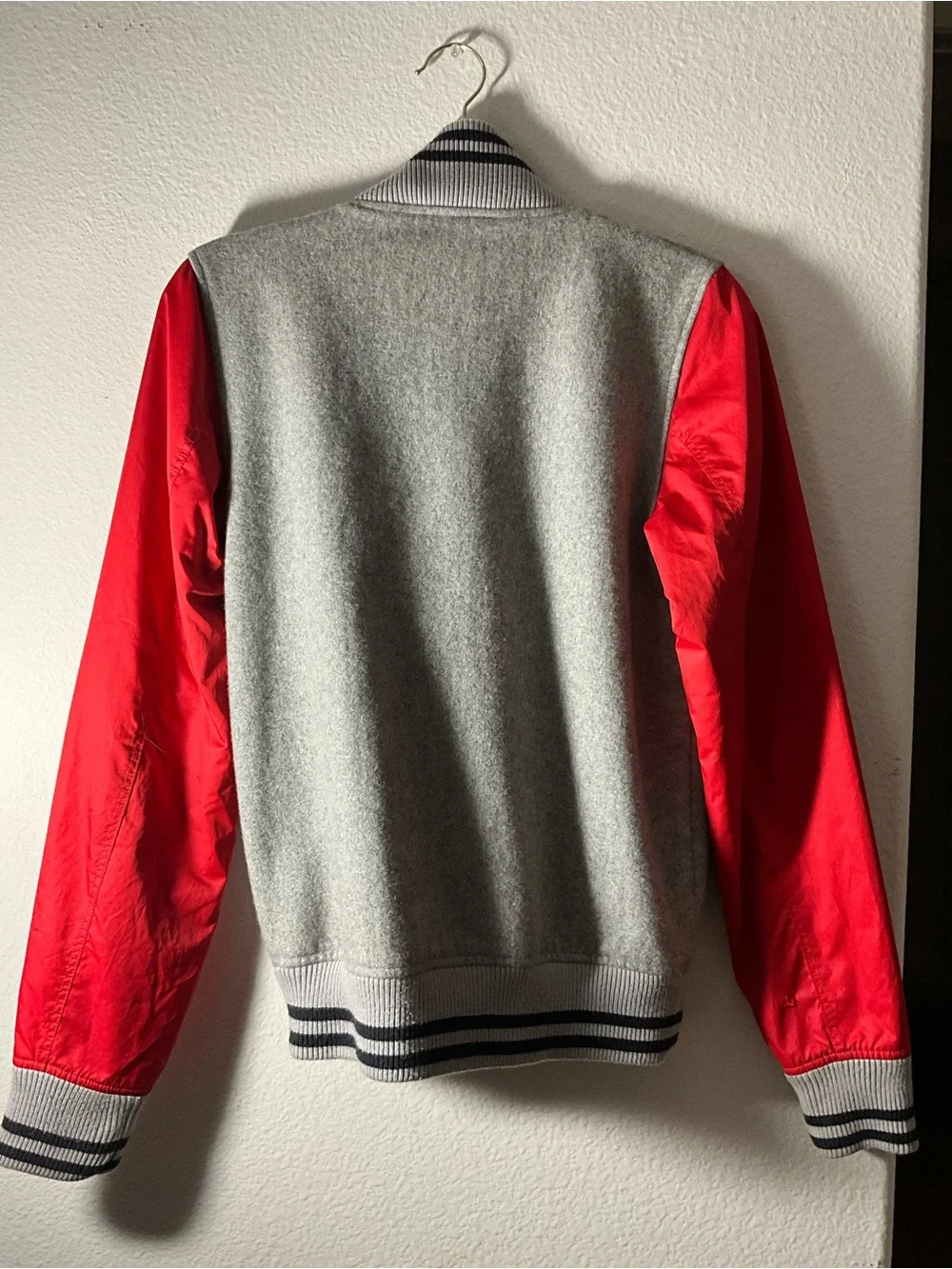 Nike sporty varsity